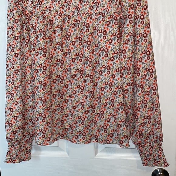 LOFT Floral Smocked Ruffle Top, Size XL, NWT - Picture 6 of 13